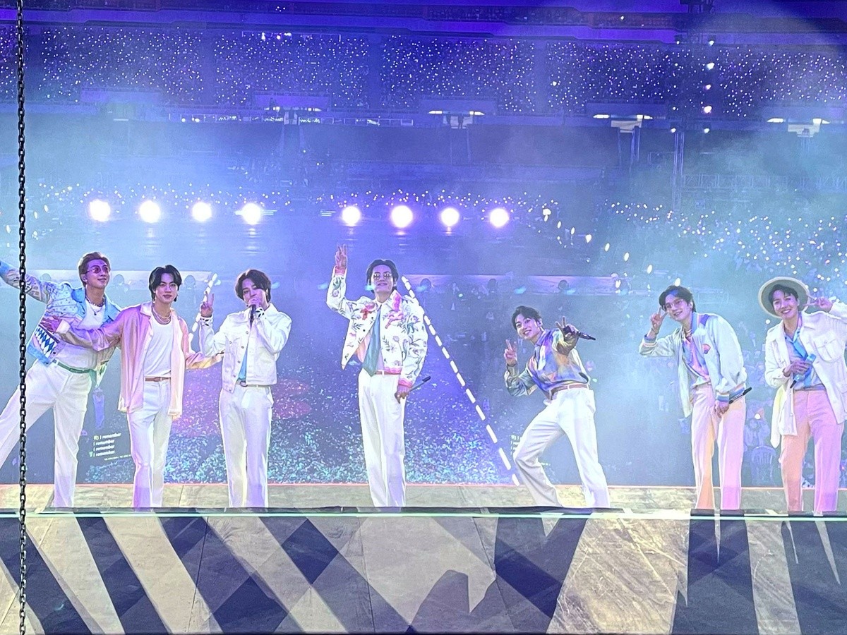 BTS reunite with ARMY at 'PERMISSION TO DANCE ON STAGE' Seoul